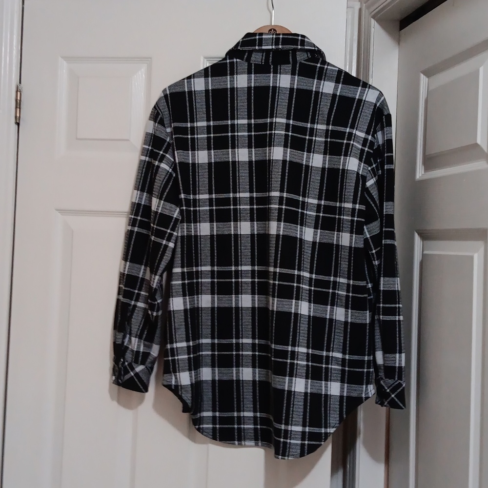 Plaid shacket - Picture 6 of 6